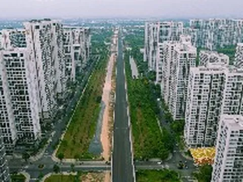 Hiện tượng mới trên thị trường TP.HCM: Giá nhiều căn hộ bằng nhà ở thấp tầng