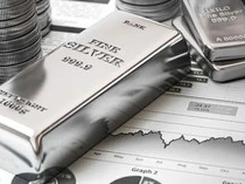 BlackRock "tung tiền" gom hơn trăm tấn chỉ trong 1 phiên, điều gì đang diễn ra?