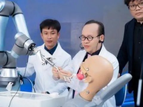 Nha khoa Nhân Tâm đầu tư công nghệ robot cấy ghép implant