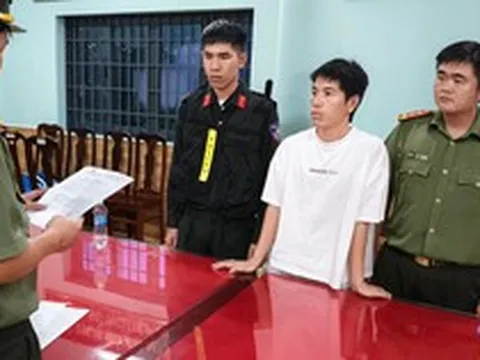 Thi hành lệnh bắt tạm giam sale du lịch Nguyễn Tiến Sang SN 1995