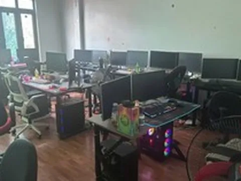 Triệt phá ổ nhóm chiếm đoạt tài khoản Facebook của người châu Âu để thu lợi số tiền lớn