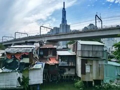 Hiện trạng khu nhà ven rạch ở trung tâm TP.HCM trước ngày 'lột xác'