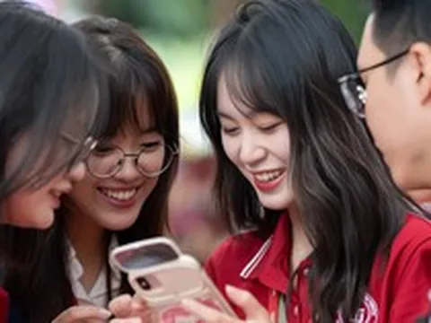 Chính thức: Từ 1/7/2026, sinh viên tốt nghiệp xuất sắc được xét tuyển viên chức