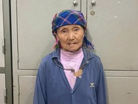 Lần theo đối tượng 82 tuổi, công an khởi tố người phụ nữ 73 tuổi