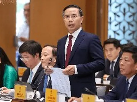 Thống đốc: Chúng ta tập trung vào tăng trưởng kinh tế, tập trung vào tín dụng, vì vậy khi thiếu hụt vốn thì đương nhiên lãi suất lên cao