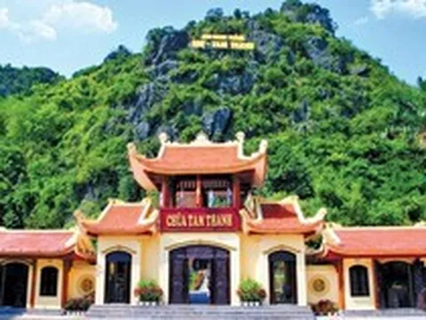 Cảnh báo người dân, du khách khi đến đền, chùa, di tích: Trả 20.000d nhưng vé chỉ ghi 10.000d