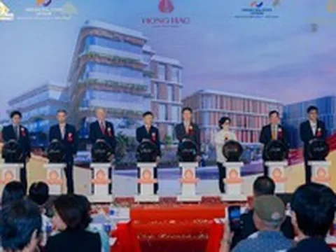 Lần đầu tiên ông lớn ngành giáo dục bắt tay với Phú Mỹ Hưng trong quá trình Bắc tiến tại khu đô thị 1,1 tỷ USD