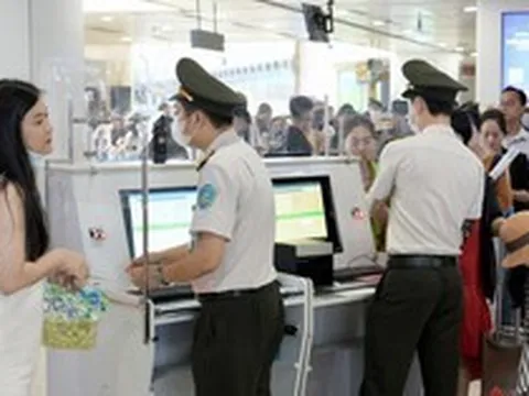 Thông báo quan trọng cho tất cả người dùng VNeID chuẩn bị đi máy bay