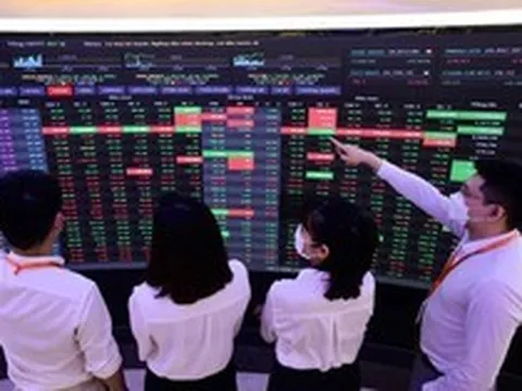 Chuyên gia chỉ tên nhóm cổ phiếu rơi về vùng "quá bán", kỳ vọng bật tăng sau nhịp điều chỉnh