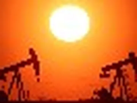 Giá dầu vượt 90 USD/thùng khi xung đột Mỹ - Iran leo thang, thị trường lo 'ngay ngáy'