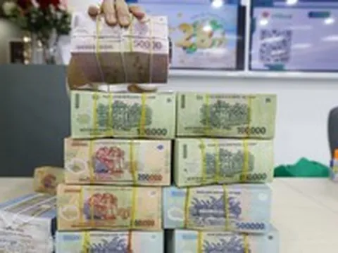 Dư địa giảm lãi suất ngày càng thu hẹp