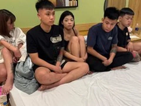 Kiểm tra chung cư cao cấp, Công an bắt giữ Đỗ Thị Yến Nhi cùng 3 đối tượng: Phạm Đức Hiếu SN 2009 vừa xuất hiện đã bị khống chế
