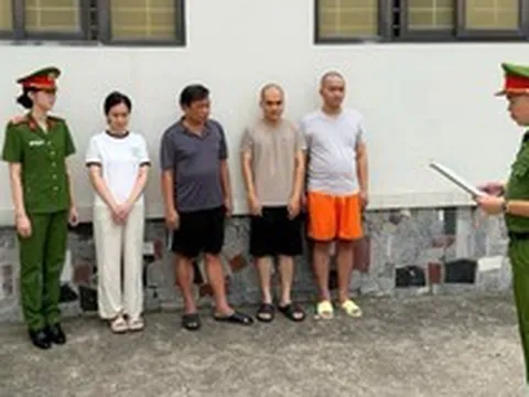 Hơn 3.400 viên kim cương nhập lậu được đưa vào hệ thống bán lẻ SJC