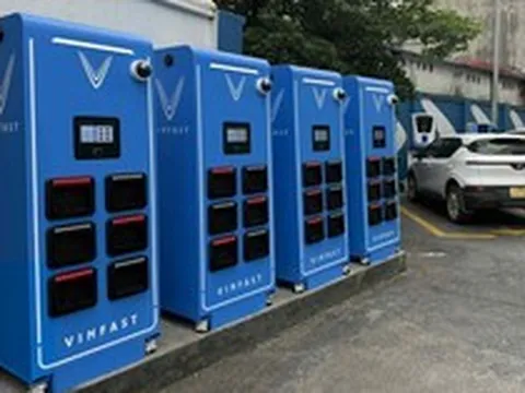 Bắt đối tượng đốt tủ đổi pin xe điện sau khi uống 20 cốc rượu