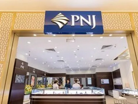 PNJ lên tiếng xin lỗi khách hàng