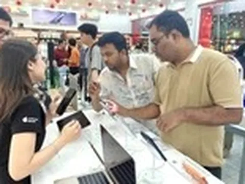 Vì sao MacBook, iPad bất ngờ tăng giá hàng triệu đồng tại Việt Nam?