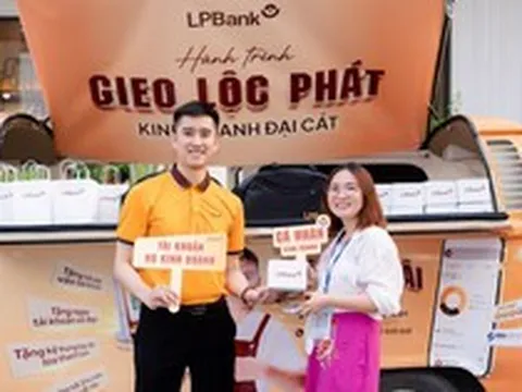 LPBank đồng hành hộ kinh doanh và cá nhân kinh doanh thích ứng chuyển đổi số và quy định thuế mới