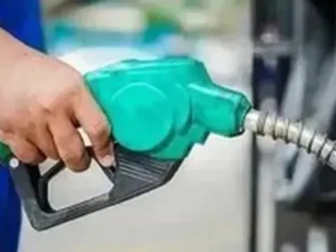 Bộ Công Thương yêu cầu tăng cường kiểm tra kinh doanh bán lẻ xăng dầu