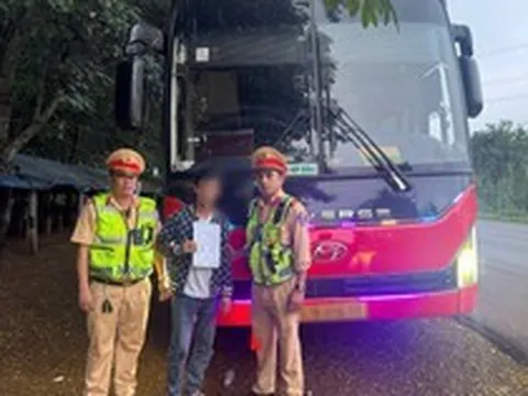 Lái xe khách dương tính ma tuý, chạy tốc độ 134km/h