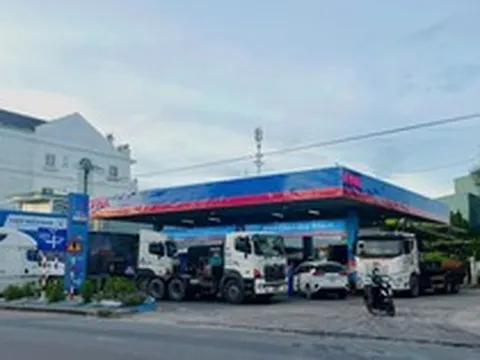 Bộ Công Thương siết kiểm tra găm hàng, các 'ông lớn' xăng dầu nói gì?