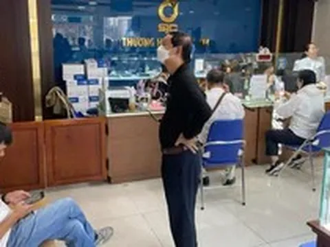 Nhìn lại một tuần 'chao đảo' thị trường kim cương, vàng bạc