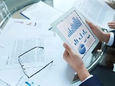 KQKD 6 tháng đầu năm của 13 ngân hàng: Đã có 3 cái tên tăng trưởng âm, 1 nhà băng lãi gấp 5 lần
