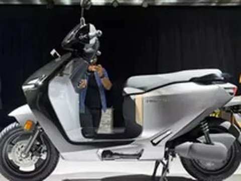 Xe máy điện mới của Honda, cốp rộng hơn Air Blade