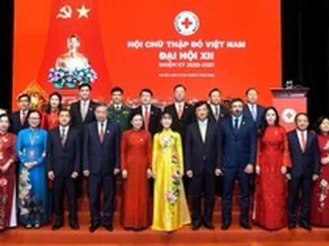 Tỷ phú Nguyễn Thị Phương Thảo nhận nhiệm vụ mới tại Hội Chữ thập đỏ Việt Nam