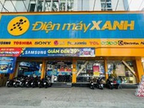 'Đại gia' tiền mặt Điện Máy Xanh: Gửi ngân hàng hơn 14.000 tỷ đồng, mỗi ngày thu 4,6 tỷ đồng tiền lãi