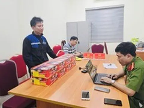 Phát hiện điểm bất thường, công an bắt giữ một người sinh năm 1973