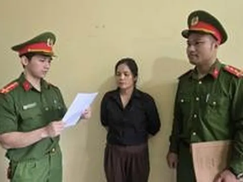 Quyết định khởi tố chủ nợ Đặng Thị Ghi 45 tuổi