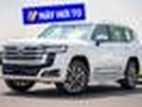 Đại lý báo Toyota Land Cruiser hybrid ra mắt Việt Nam trong tháng 9, khách muốn nhận xe sớm phải trả thêm gần 900 triệu đồng