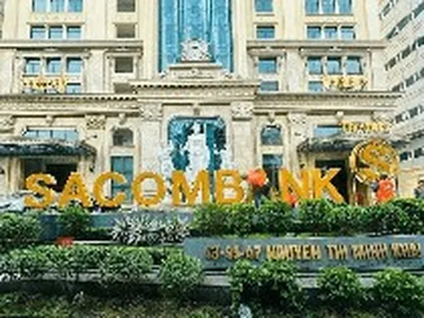Hai Phó Tổng Giám đốc của Sacombank thôi việc