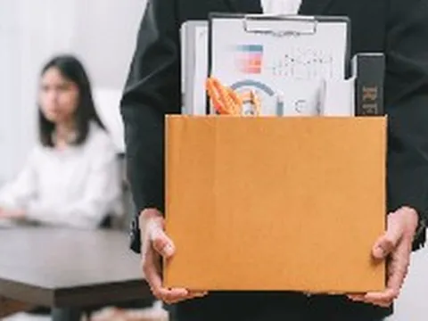 Hơn 3.700 cán bộ nhân viên của một ngân hàng lớn nghỉ việc