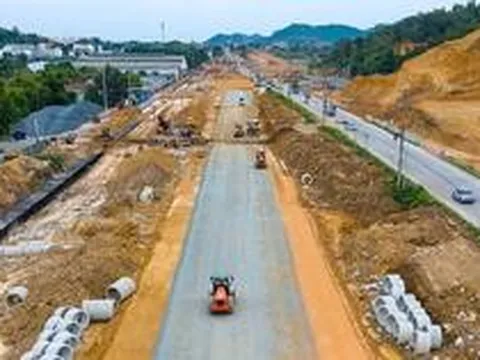 Trên công trường xây dựng cao tốc Đại lộ Thăng Long nối quốc lộ 21 với cao tốc Hà Nội - Hòa Bình: Nỗ lực tăng tốc về đích