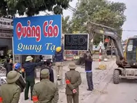 Hà Nội: Khẩn trương rà soát, xử lý vi phạm hành lang giao thông đường bộ trước ngày 14/8