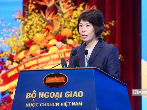 "Ngoại giao kinh tế không nên chỉ đo bằng các cuộc tiếp xúc, mà phải đo bằng quy mô ngoại tệ"