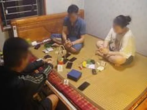 Công an kiểm tra đột xuất nơi ở của người đàn ông SN 1991, bắt chủ nhà