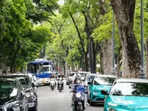 Hà Nội miễn 100% vé xe buýt Vành đai 1, hỗ trợ 30% lãi suất vay đổi xe xanh
