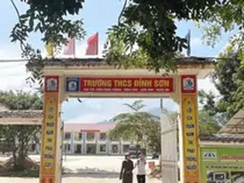 Một hiệu trưởng ở Nghệ An bị khởi tố vì liên quan đường dây cá độ bóng đá