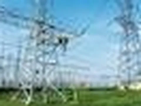 Hạ tầng điện cho đường sắt tốc độ cao Việt Nam: Kinh nghiệm từ Trung Quốc cho thấy điều gì?