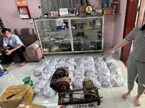 Khám xét nơi ở, nơi làm việc, khởi tố người bán thuốc đông y Bùi Thị Tiết SN 1988