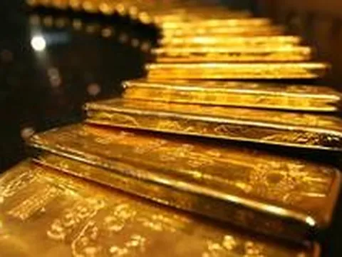 Sau phiên bứt phá mạnh nhất trong vòng 6 tháng, giá vàng và bạc có thể tăng đến đâu?