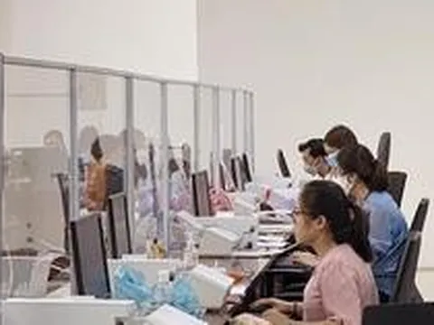 Kiến nghị xem xét mức lương công chức xã