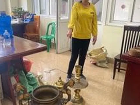 Lệnh tạm giữ khẩn cấp Nguyễn Thị Hoa SN 1965