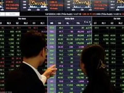 Chứng khoán tuần qua: Cổ phiếu doanh nghiệp nhà nước “nổi sóng”, loạt cổ phiếu “hot” rơi vào danh sách cắt margin