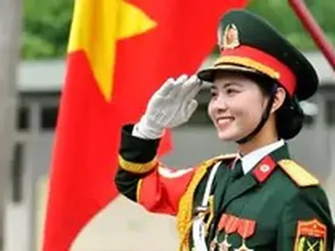 Đề xuất tăng tuổi nghỉ hưu với sĩ quan quân đội