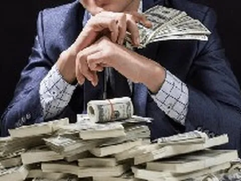 Chuyện gì đây: Một đại gia Việt mở 4 siêu thị mỗi ngày, liên tục chưa có dấu hiệu dừng lại