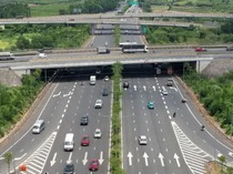 Đề xuất mới từ Cục CSGT về làn đường dành riêng để vượt xe: Những tuyến đường cao tốc nào được chọn để thí điểm vào Quý IV/2026??