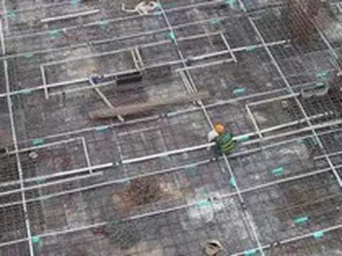 Xe tự chế rơi từ tầng 19, đè chết người ở Bắc Ninh